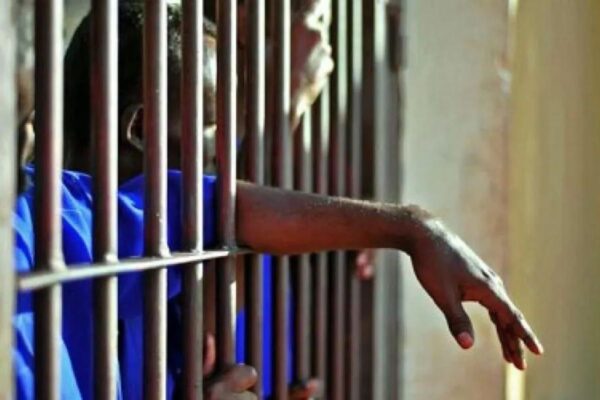 Brésil : un humoriste écope de 8 ans de prison pour une blaque