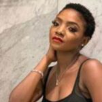 Nigéria relation sans s3xe Simi chanteuse