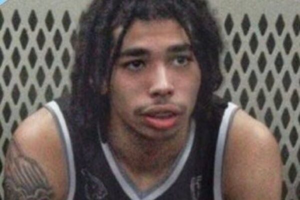 Noah Scurry, fusillade Philadelphie, basket-ball