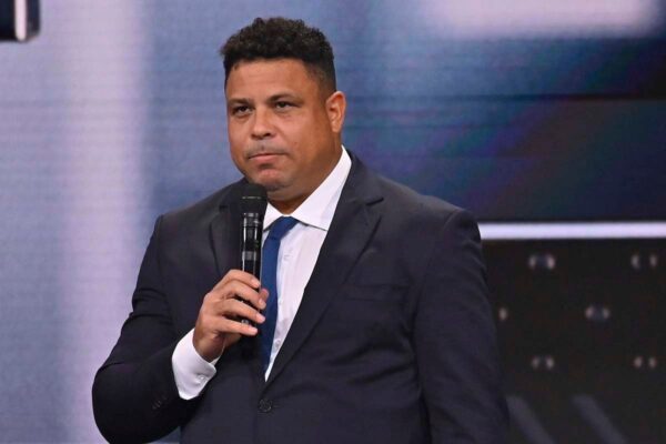 Ronaldo Nazario Cristiano Ronaldo GOAT