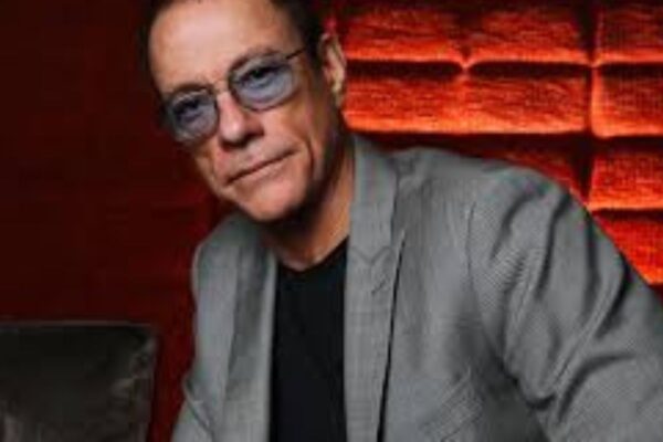 relations s3xuelles, Van Damme