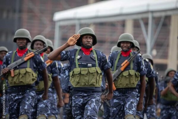 Bénin officiers Police républicaine grades supérieurs