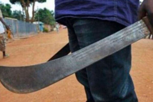 Zimbabwe machette mari jaloux