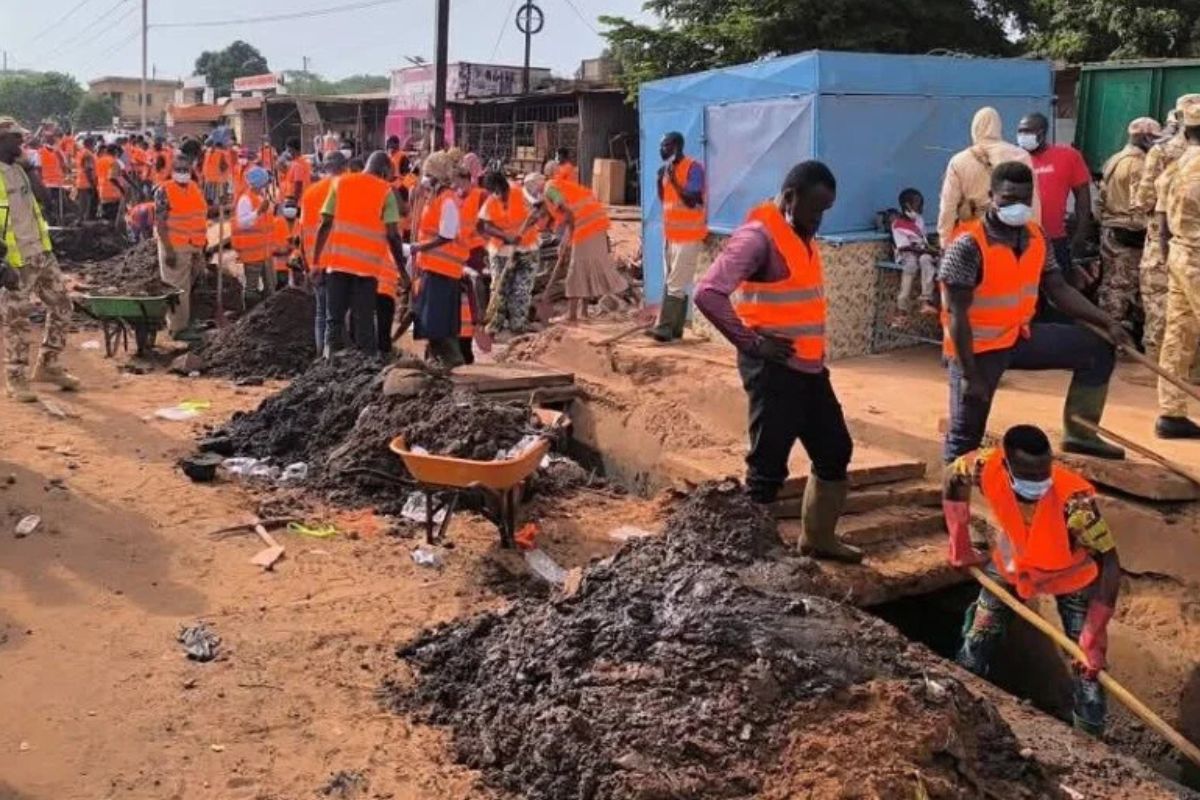 Burkina Faso : 141 usagers condamnés à des travaux d’intérêt général