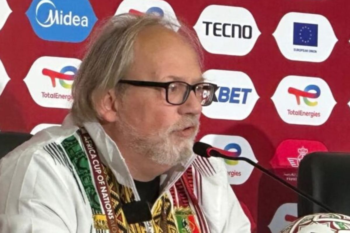 Mali–Sénégal : Tom Saintfiet alerte sur le mauvais temps avant le match