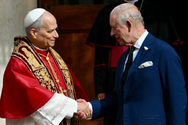 Vatican Charles III Léon XIV