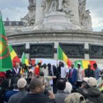 Mali Maliens Paris aux autorités de transition