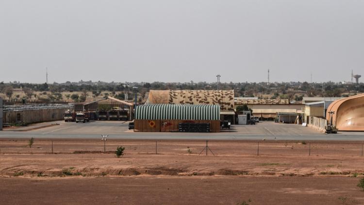 Niger : des affrontements armés secouent Niamey, la garde présidentielle repousse des mutins