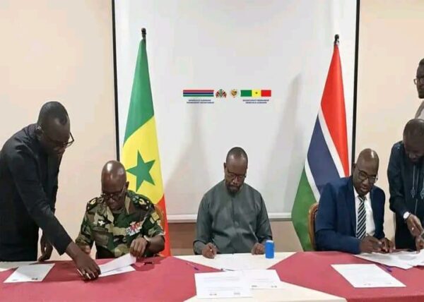 Sénégal, Gambie , l'incident de Bullock, frontière