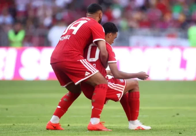 Bayern Munich : Jamal Musiala vacille et s’effondre en plein match, les images inquiètent